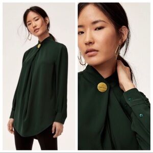 babaton - NWOT howie mock neck blouse with gold Accent